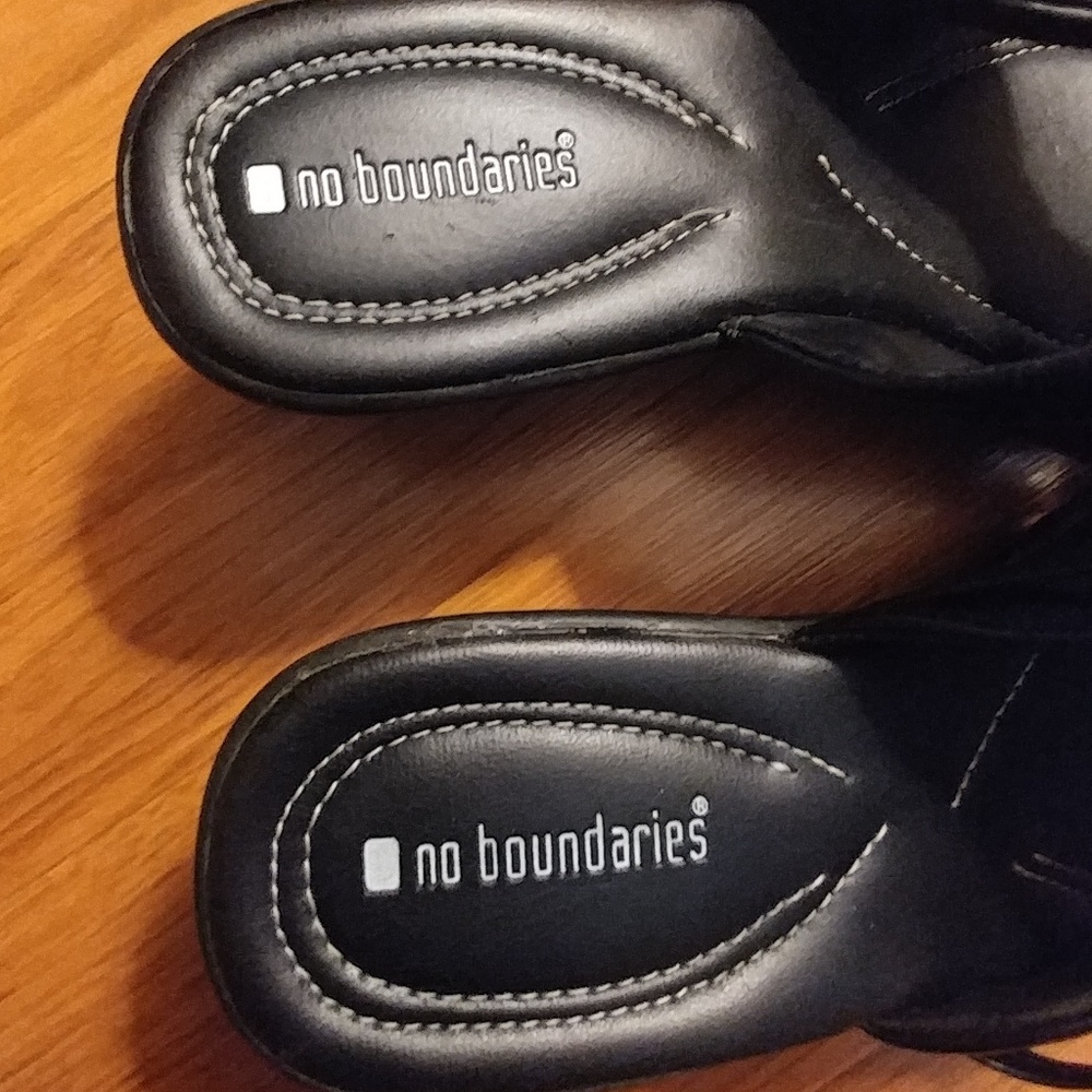 Black no boundaries wedge shoes